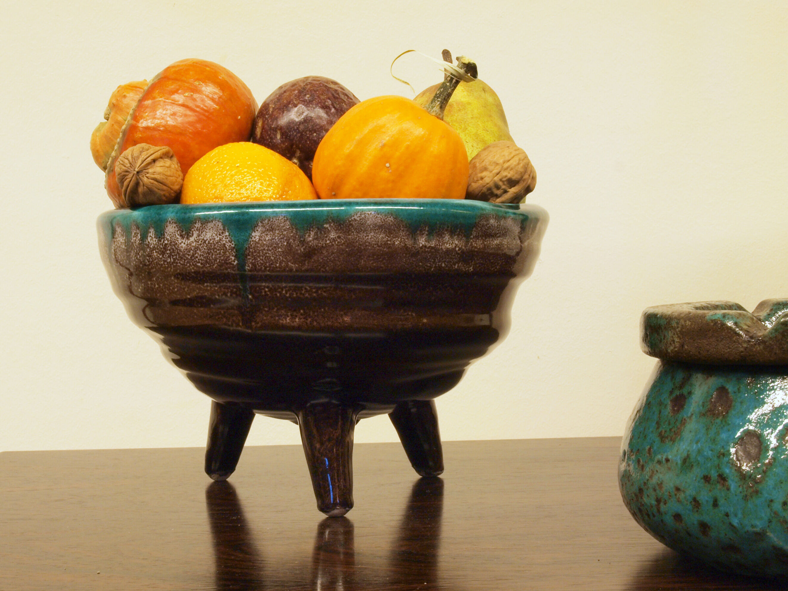 Accolay tripod cup, 1960