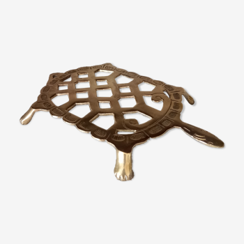 Brass turtle flat bottom