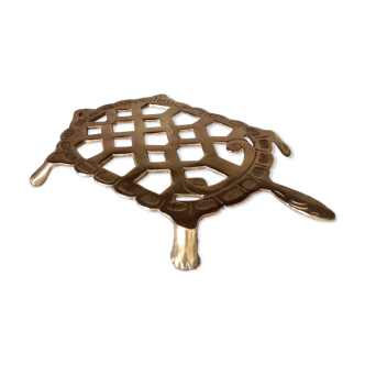 Brass turtle flat bottom