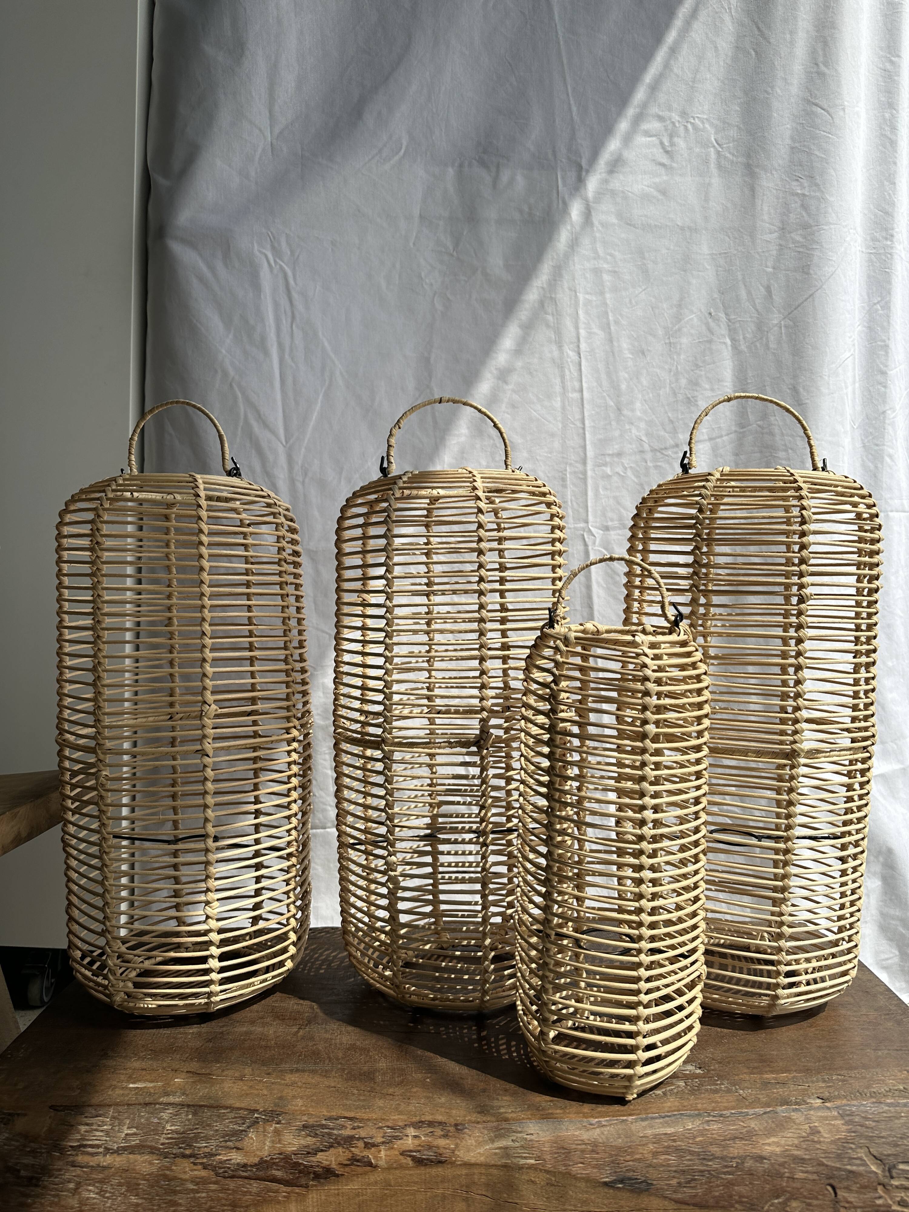 Large lantern-shaped rattan pendant lamp H50 D24