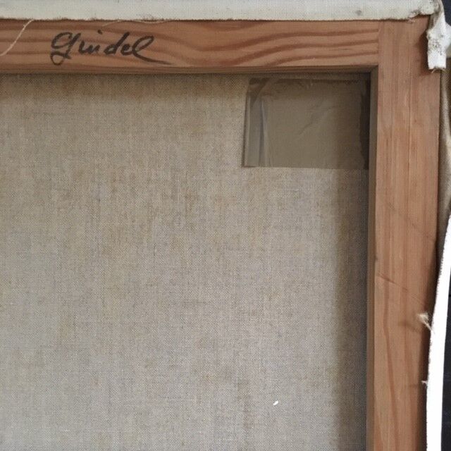 Table signed bouquet of hydrangeas