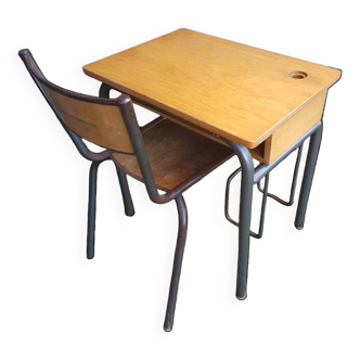 Old school desk + mullca 510 tube metal & wood chair