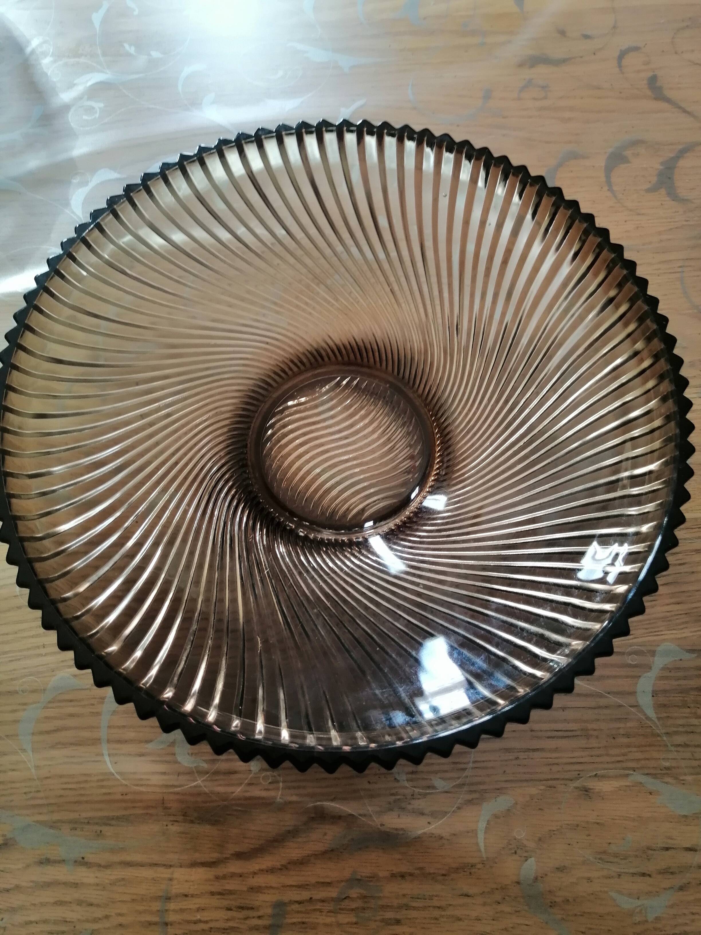 vintage round fruit basket