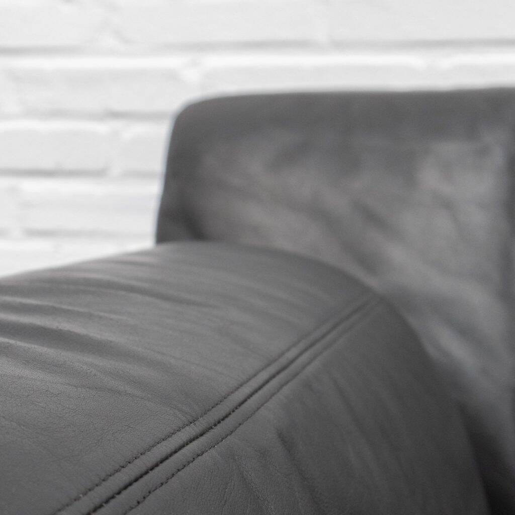 De Sede DS-76 two-seater sofa