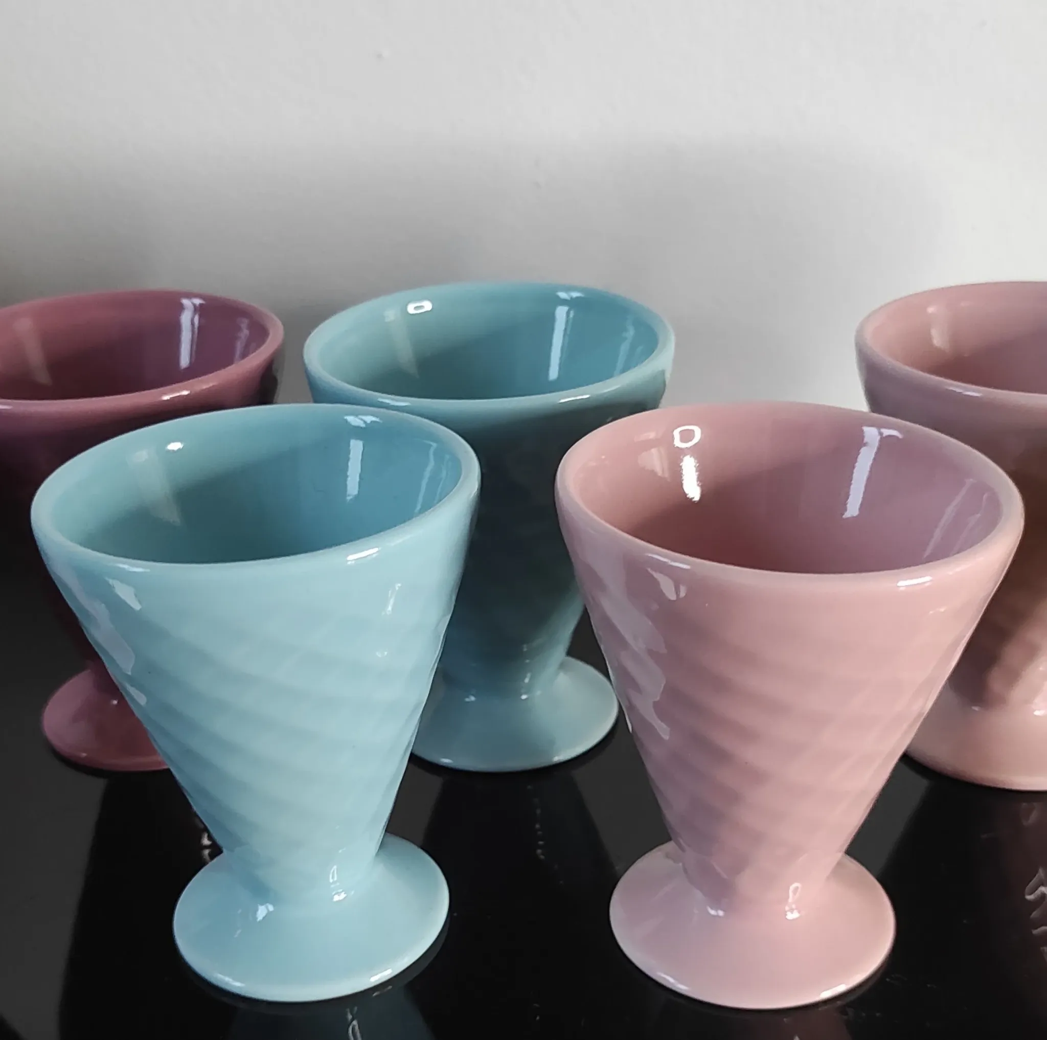 Coupes à glace vintage en céramique