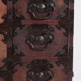 Ancient Japanese tansu of the choba-tansu type – Meiji/Taishō period (circa 1880-1920)