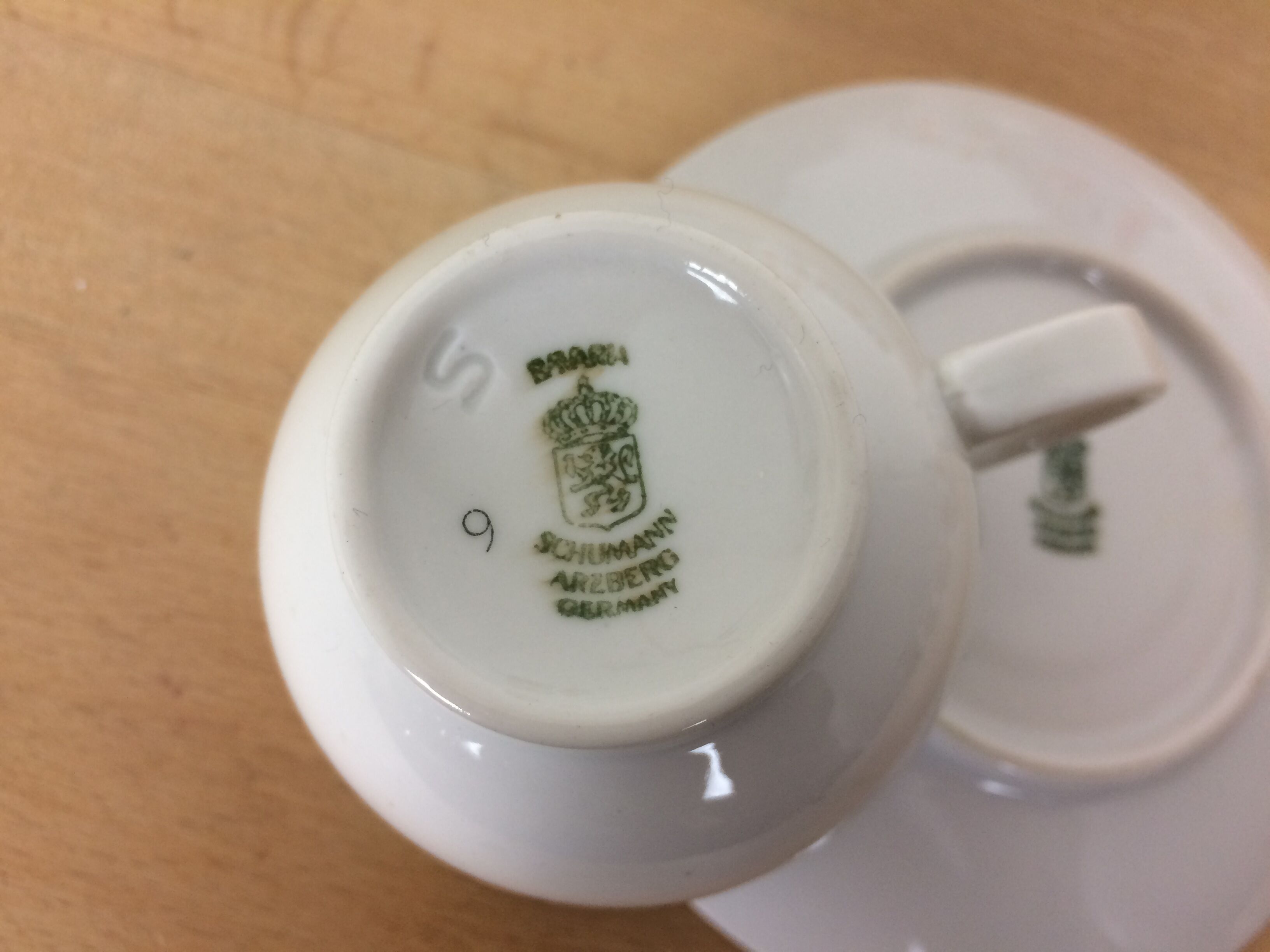 Orange flower tea service, porcelain, 7 cups 1970