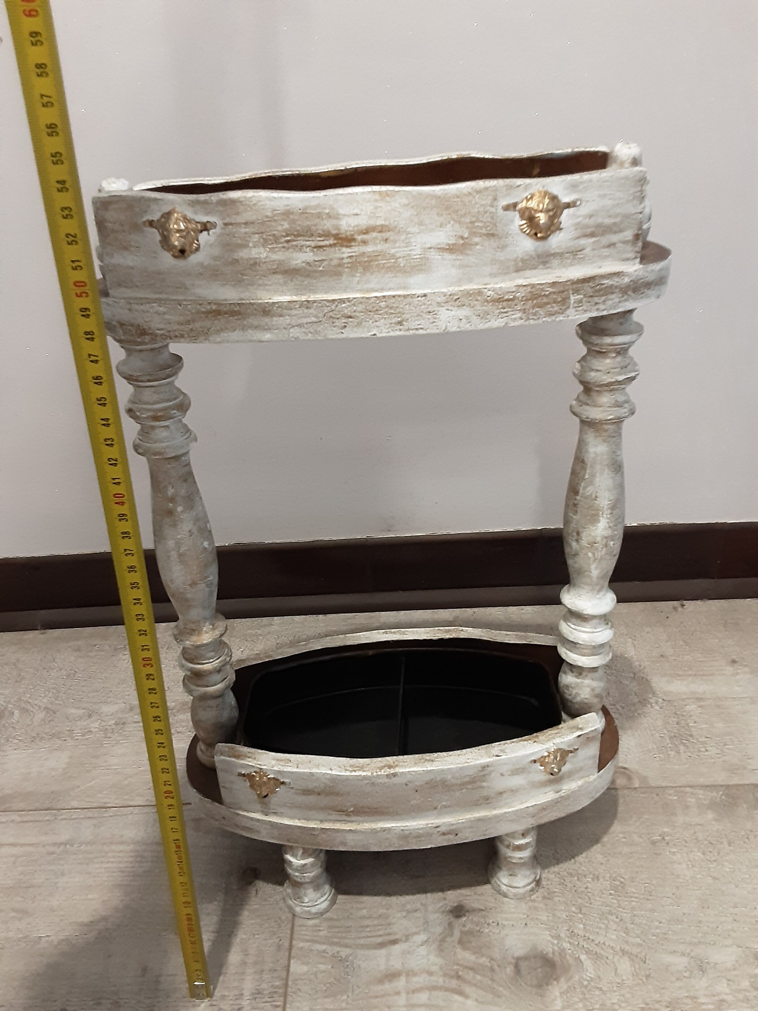 Old umbrella holder restyled chic