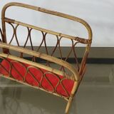 Magazine door in rattan and formica
