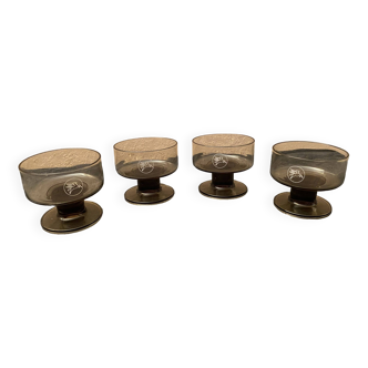 "Mobil" dessert cups in smoked glass - Pegasus logo