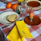 Set of 2 embroidered towels, lemonade