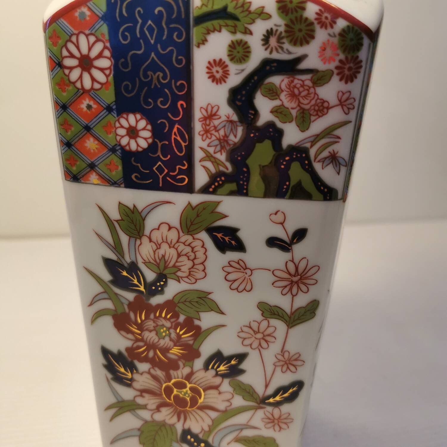 Vintage Japanese porcelain vase Imari floral cobalt red green