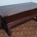 18th century Maie table in walnut