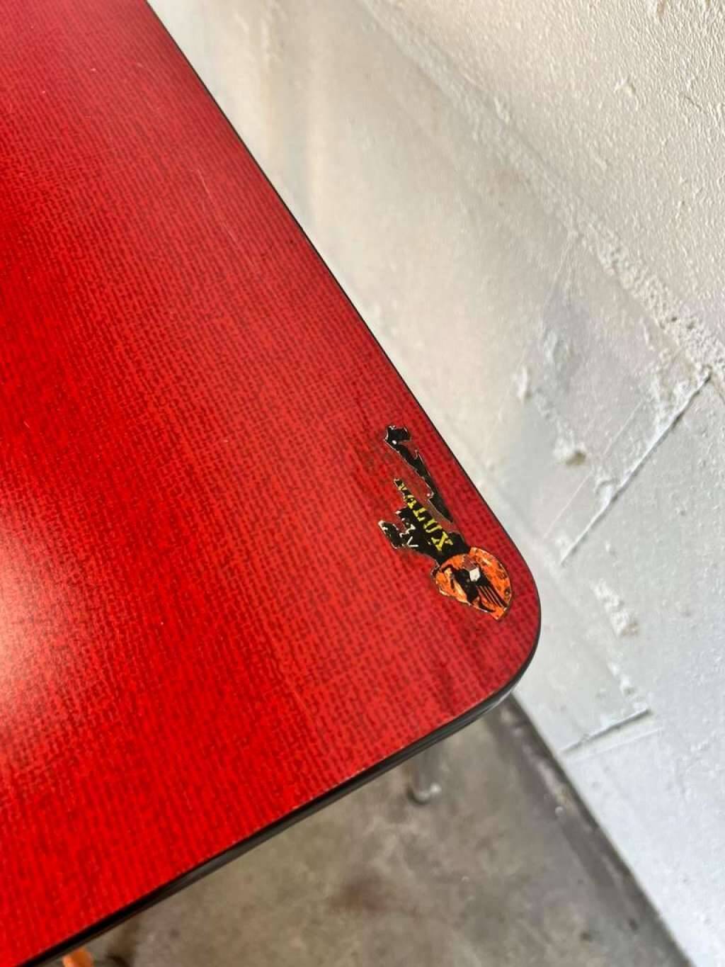 VINTAGE RED FORMICA STEP STOOL / KITCHEN STEP / MINI LADDER