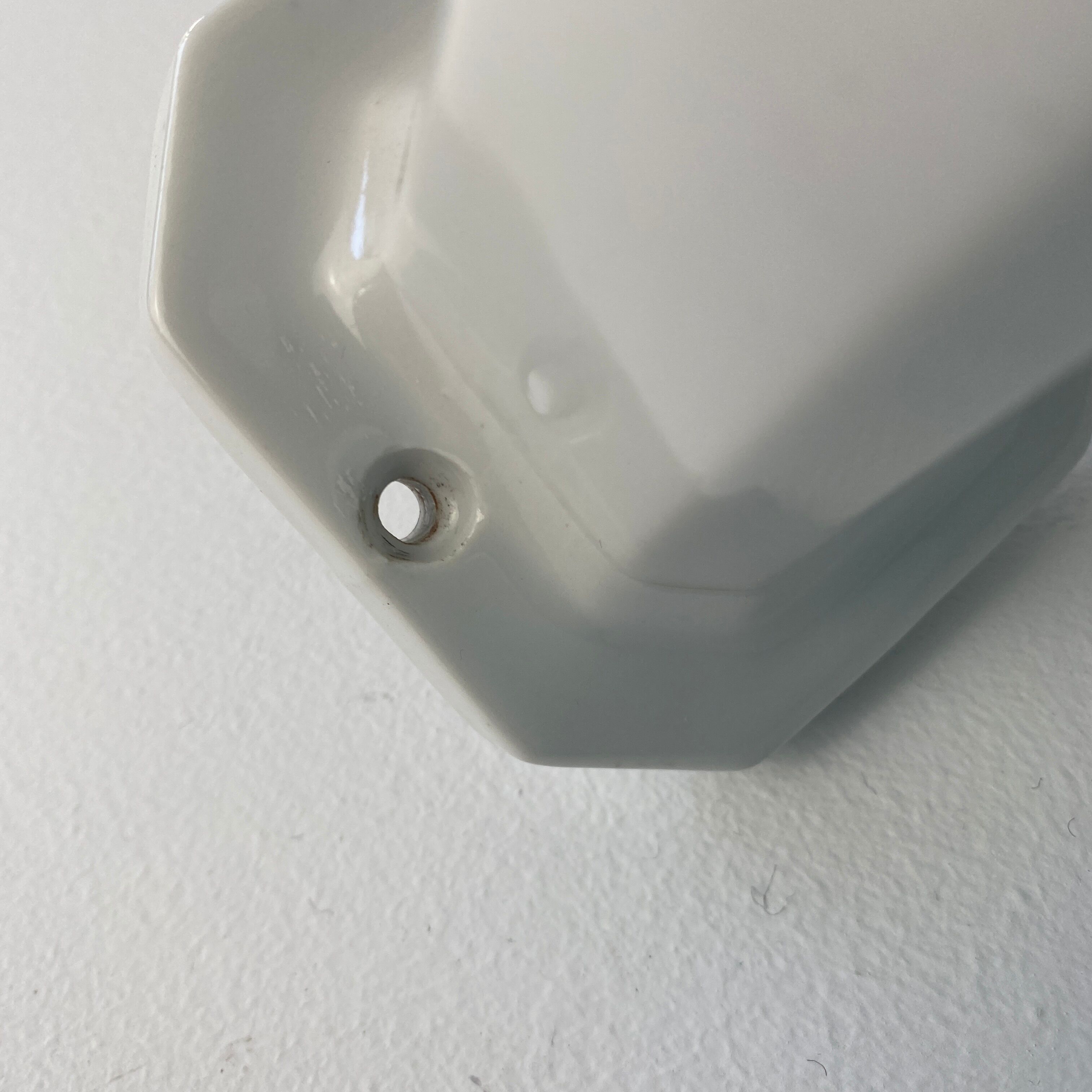 Old porcelain and vintage opaline wall lamp