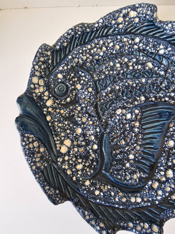 Plat vintage en céramique poisson Vallauris 195060 (Diamètre 32cm)