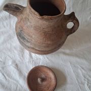 Ancient pottery, jug, traditional Berber/Kabyle in terracotta.