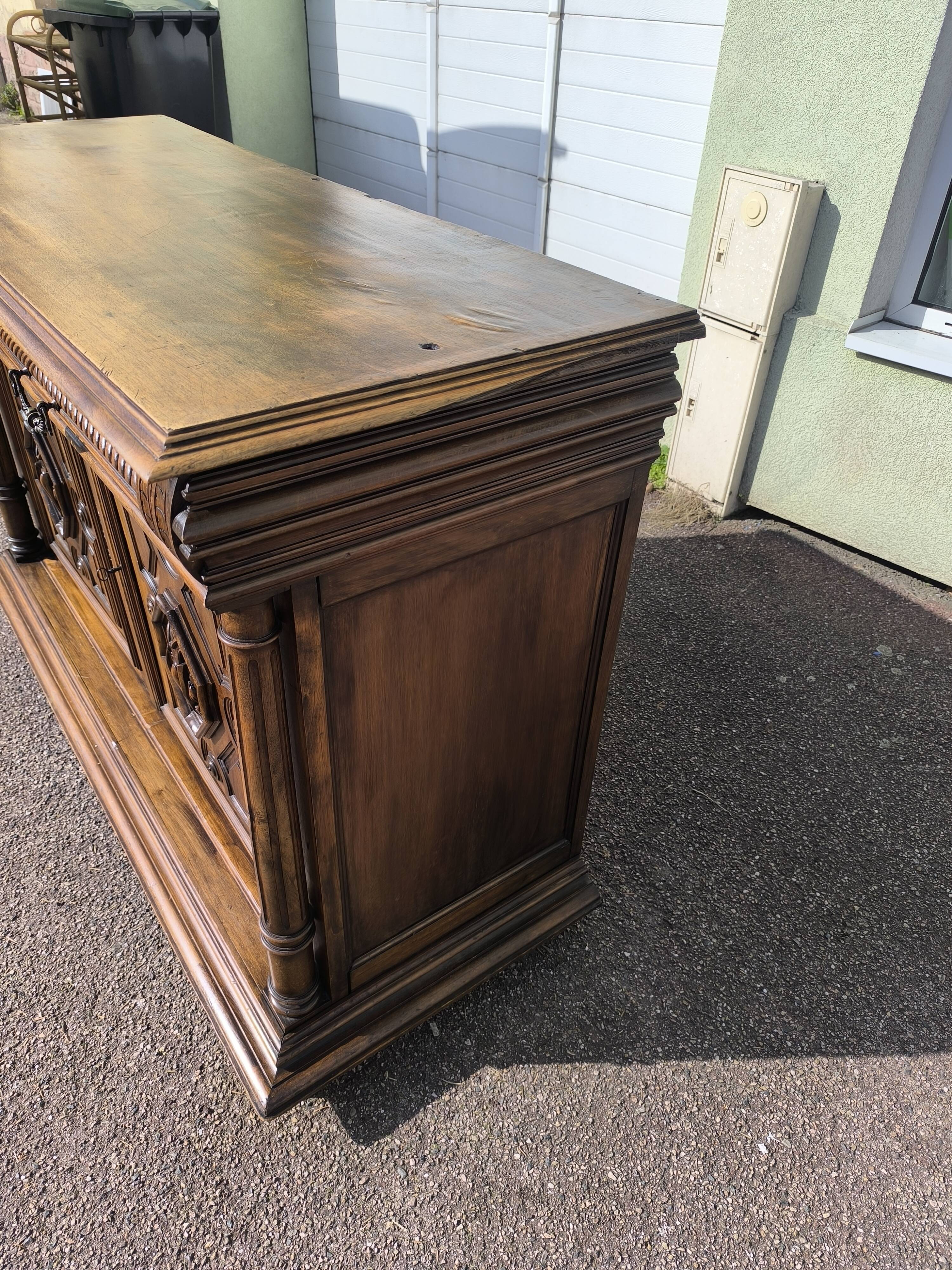 Buffet base Henri II