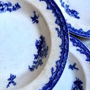 6 assiettes creuses Staffordshire en terre de fer bleue
