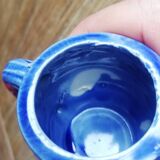 Small pot with handle imitation blue varnished barrel