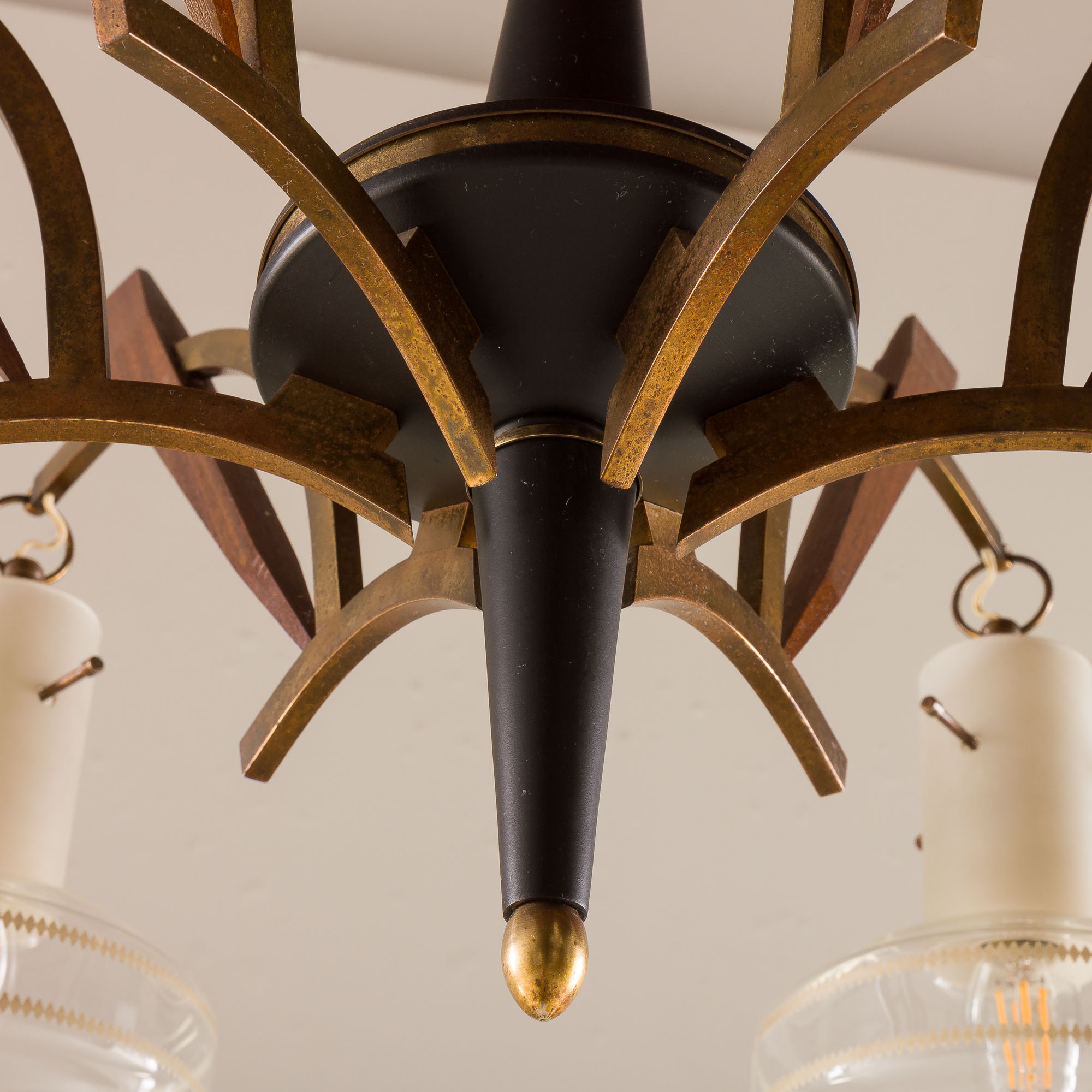 Italian mid-century Murano glass and teak chandelier attributed to Stilnovo, 1960s