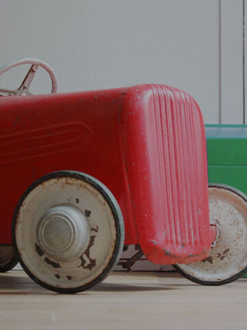 <span>Kids'</span><span>furniture</span><span>up to 50% off</span>