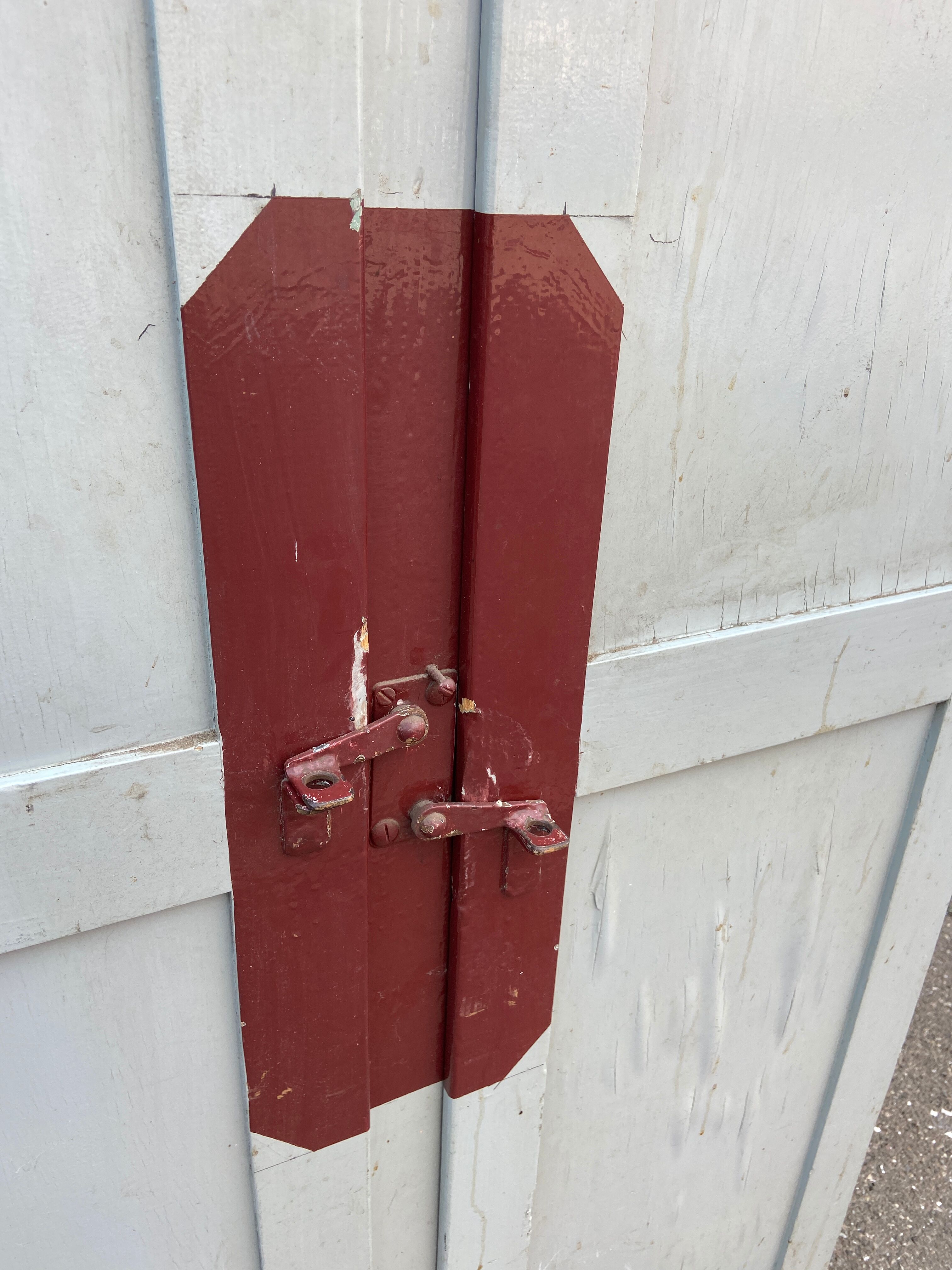 Industrial wood cloakroom 1920