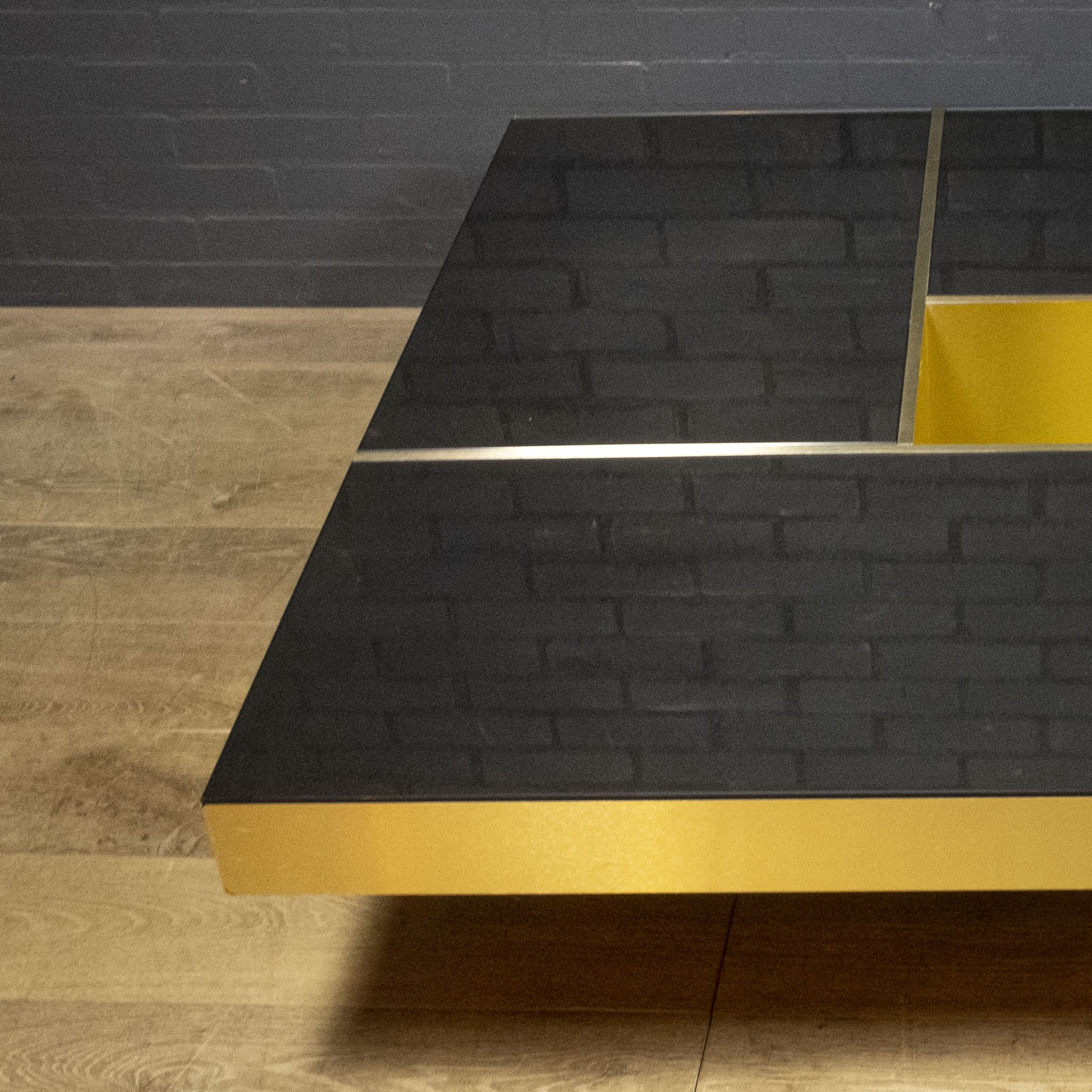 Mirror coffee table "Shilling" by Giovanni Ausenda & Guido Baldi Grossi, Italy 1970
