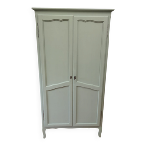 Armoire parisienne