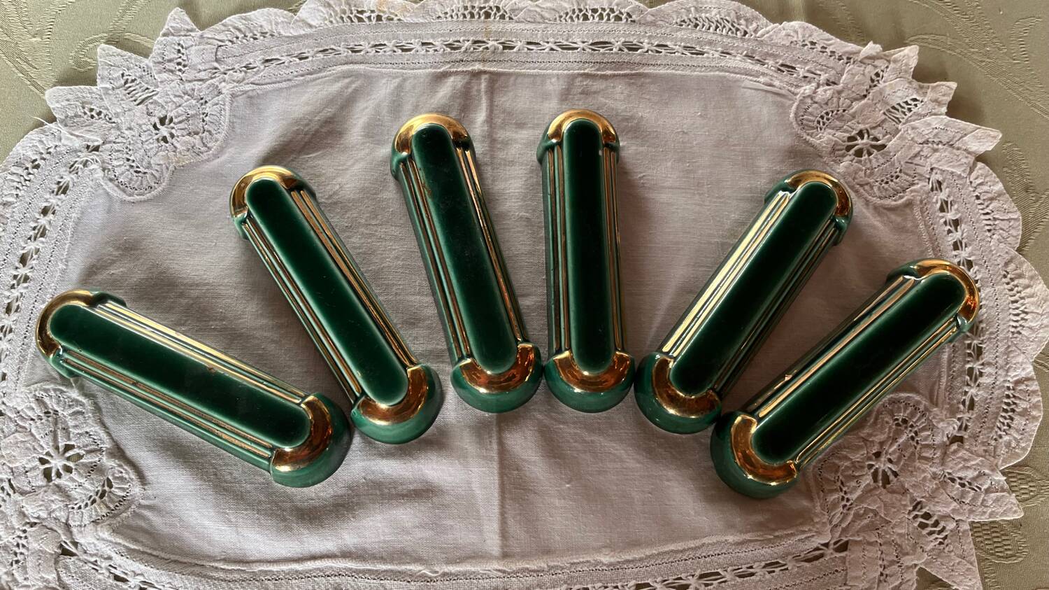 Set of 6 vintage ceramic knife rests