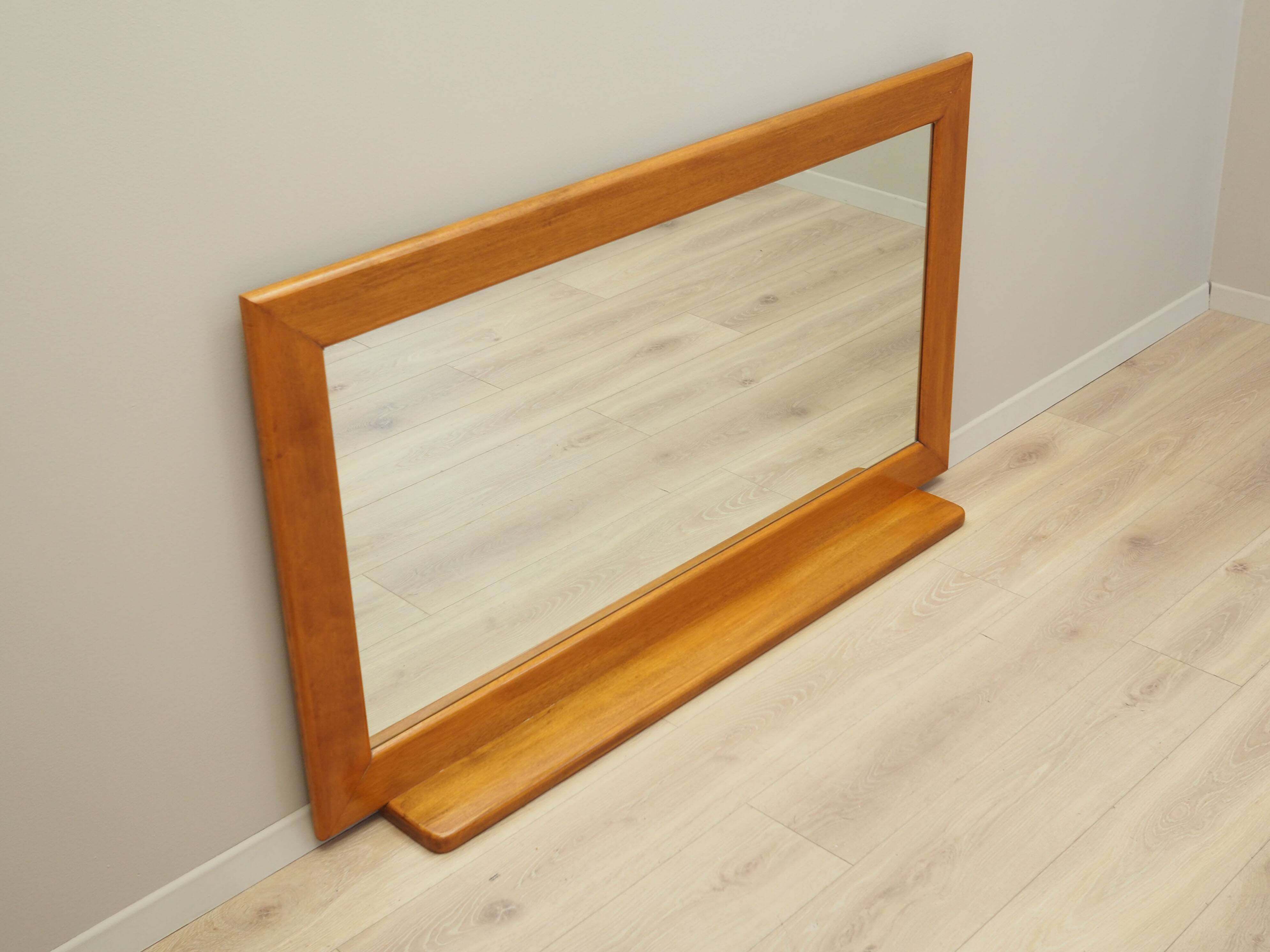 Mahogany-framed mirror, Italian design, 1970s, production: Italy