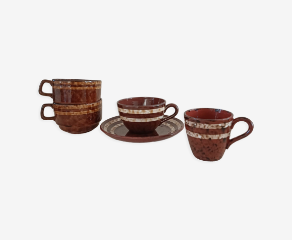 Lot de quatre tasses Sarreguemines années 1960