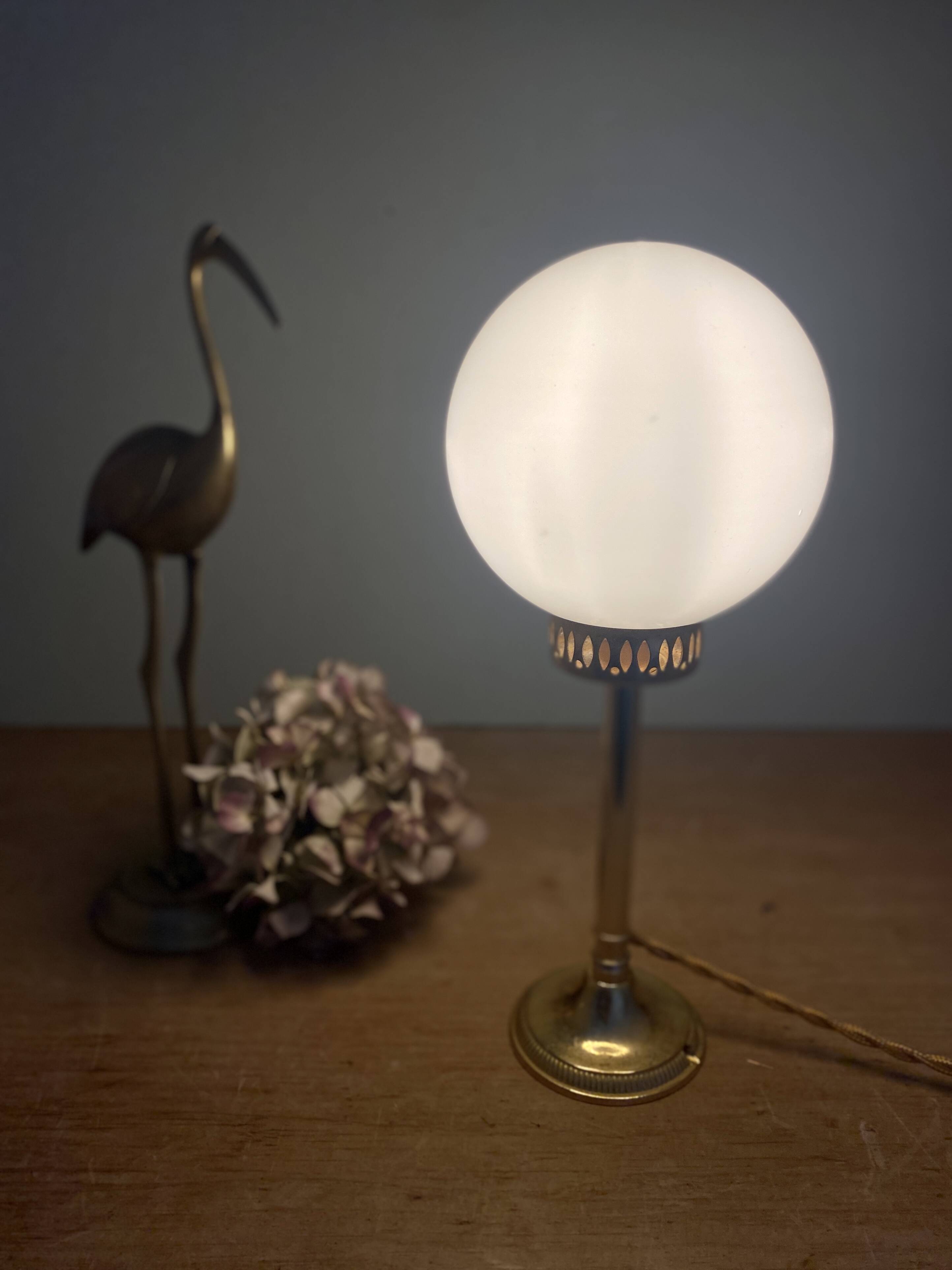 Vintage globe table lamp in white opaline