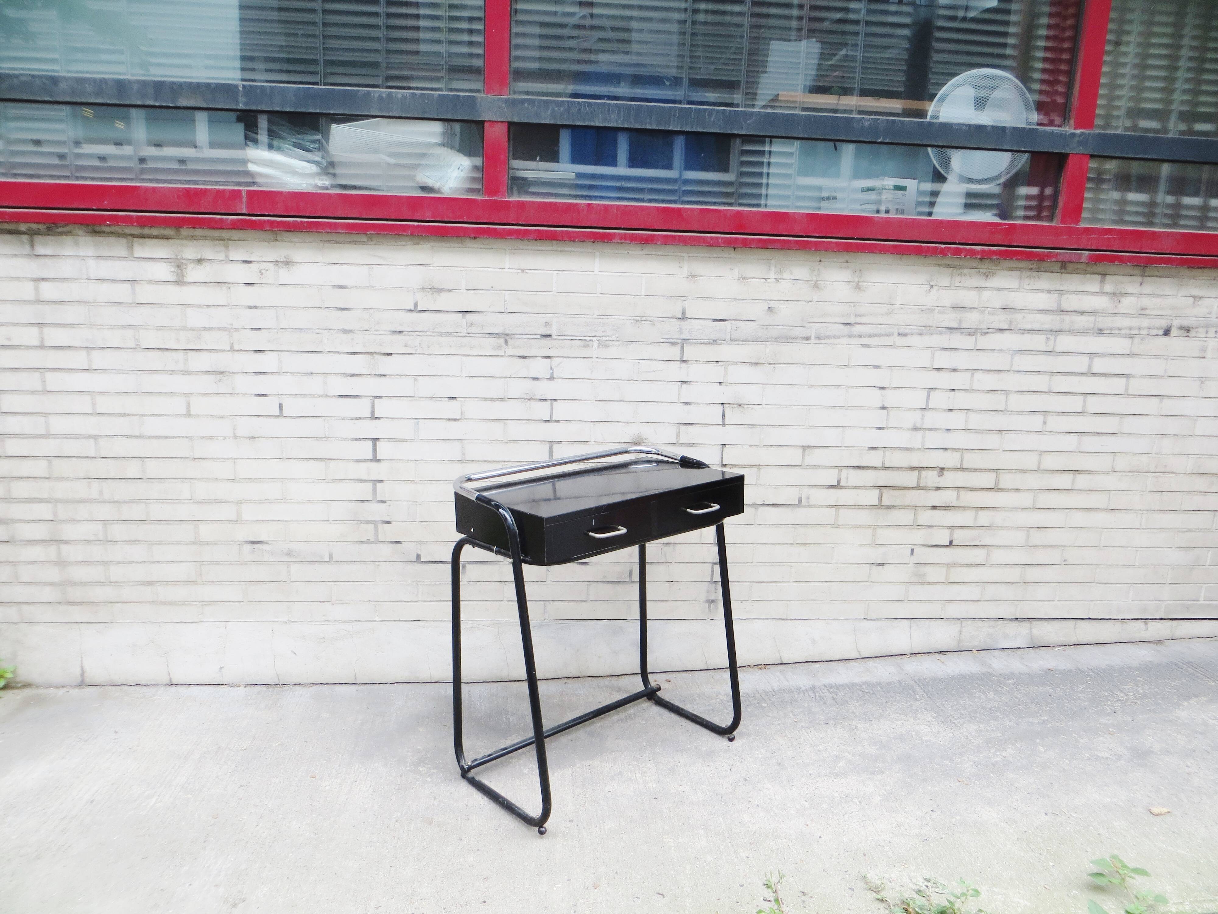 Vintage modernist table 60s