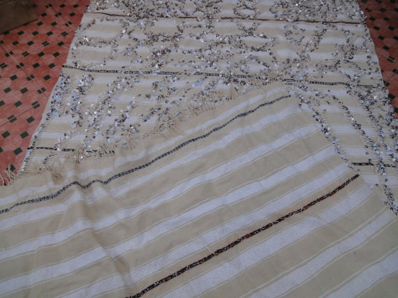 White Handira 290 x 170 cm