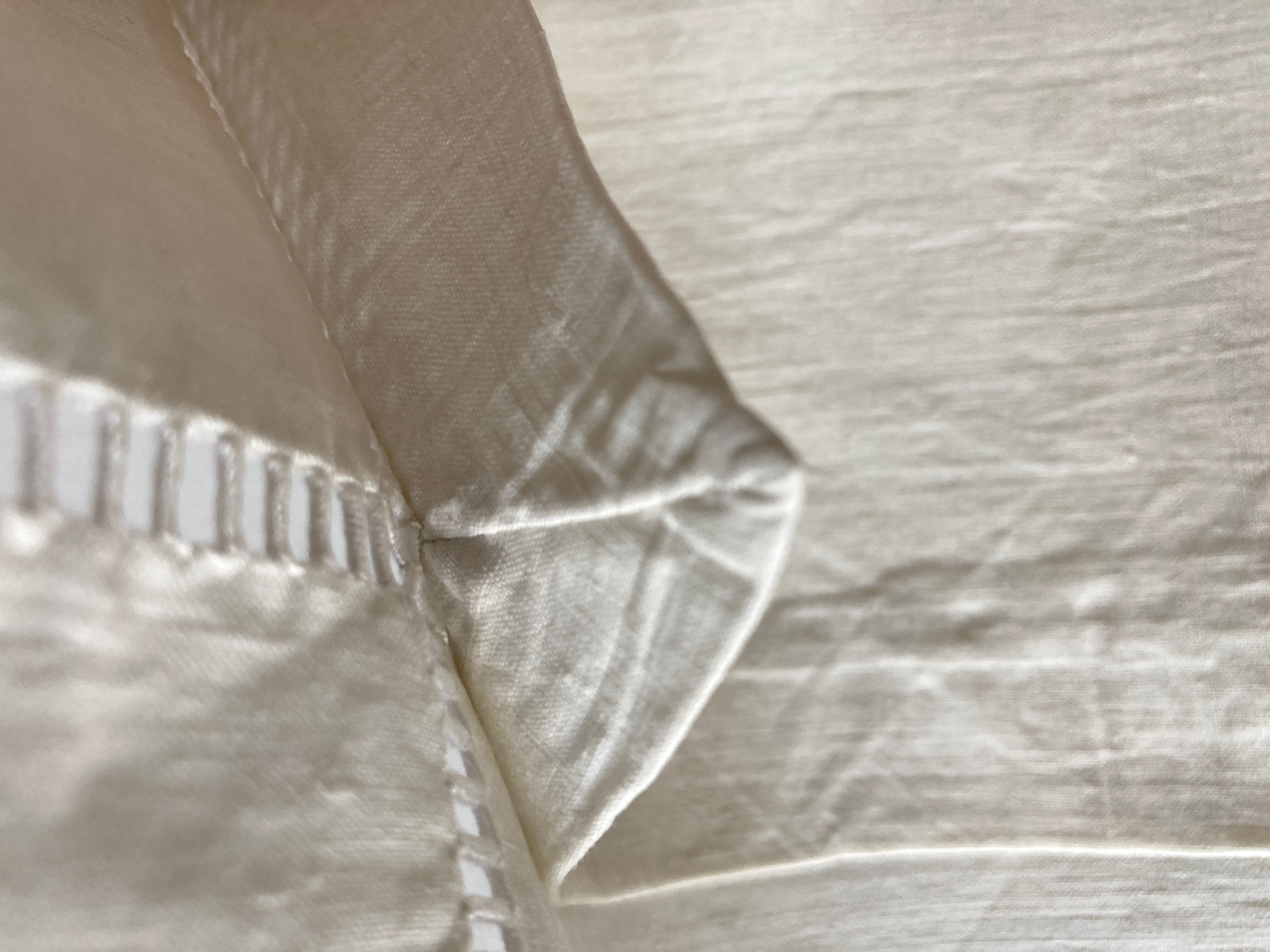 Pair of shortsowing pillowcase in linen wire without monogram