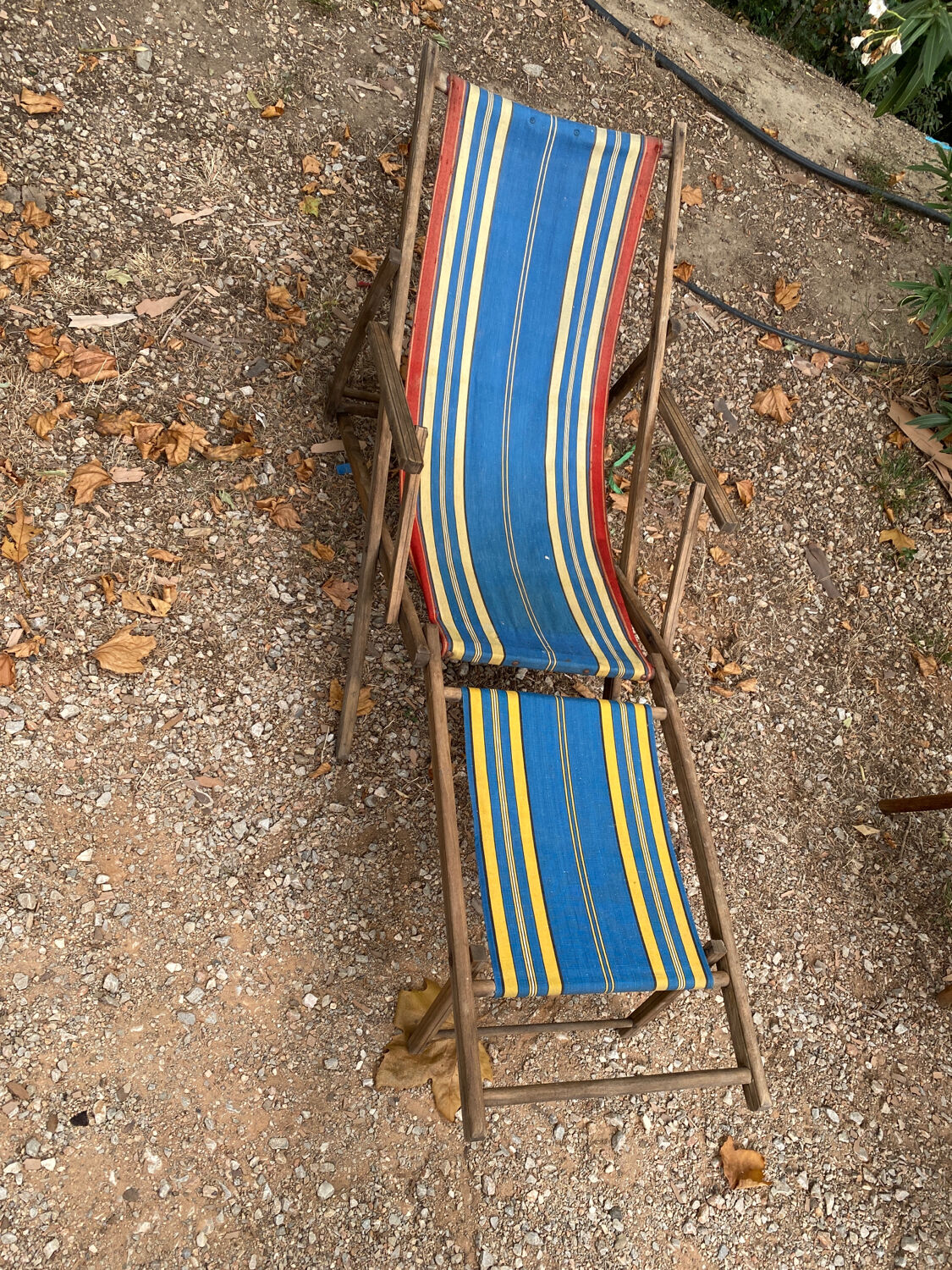 Vintage lounge chair
