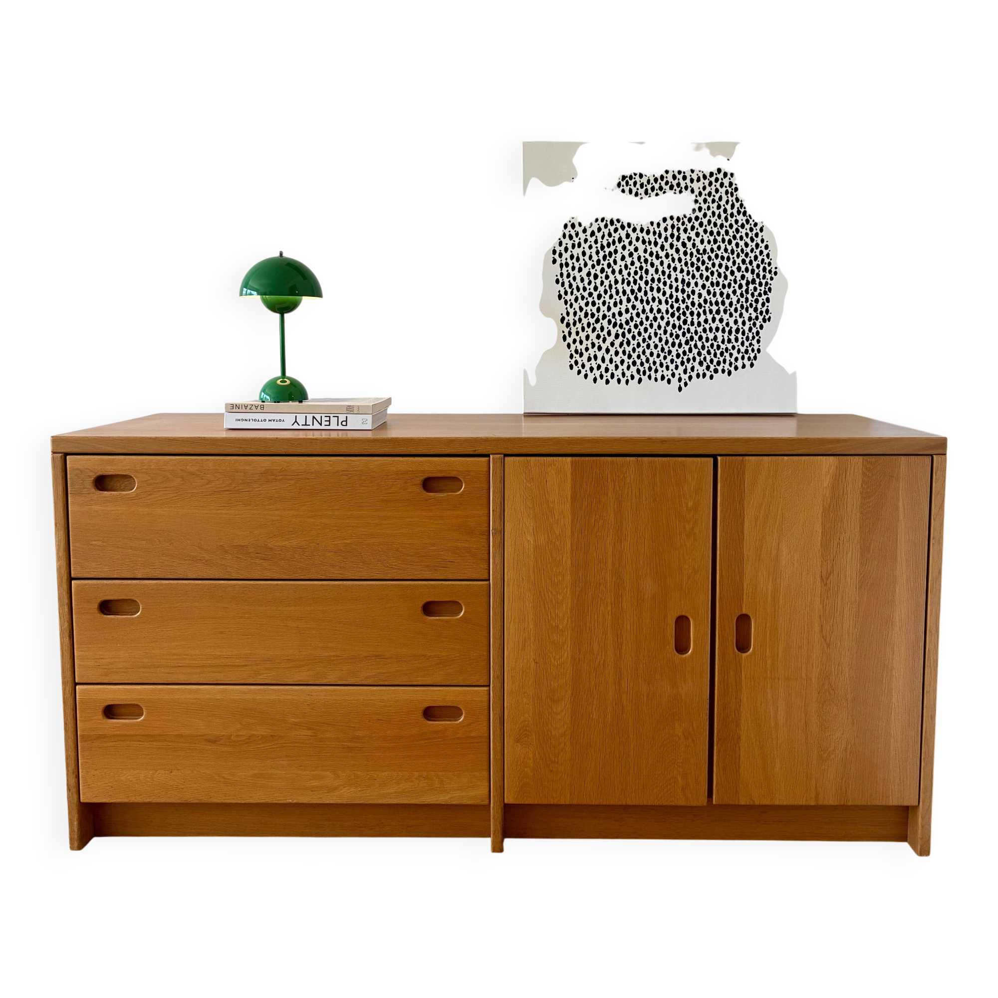 Large oak sideboard, Scandinavian design - 3 drawers and 2 doors.