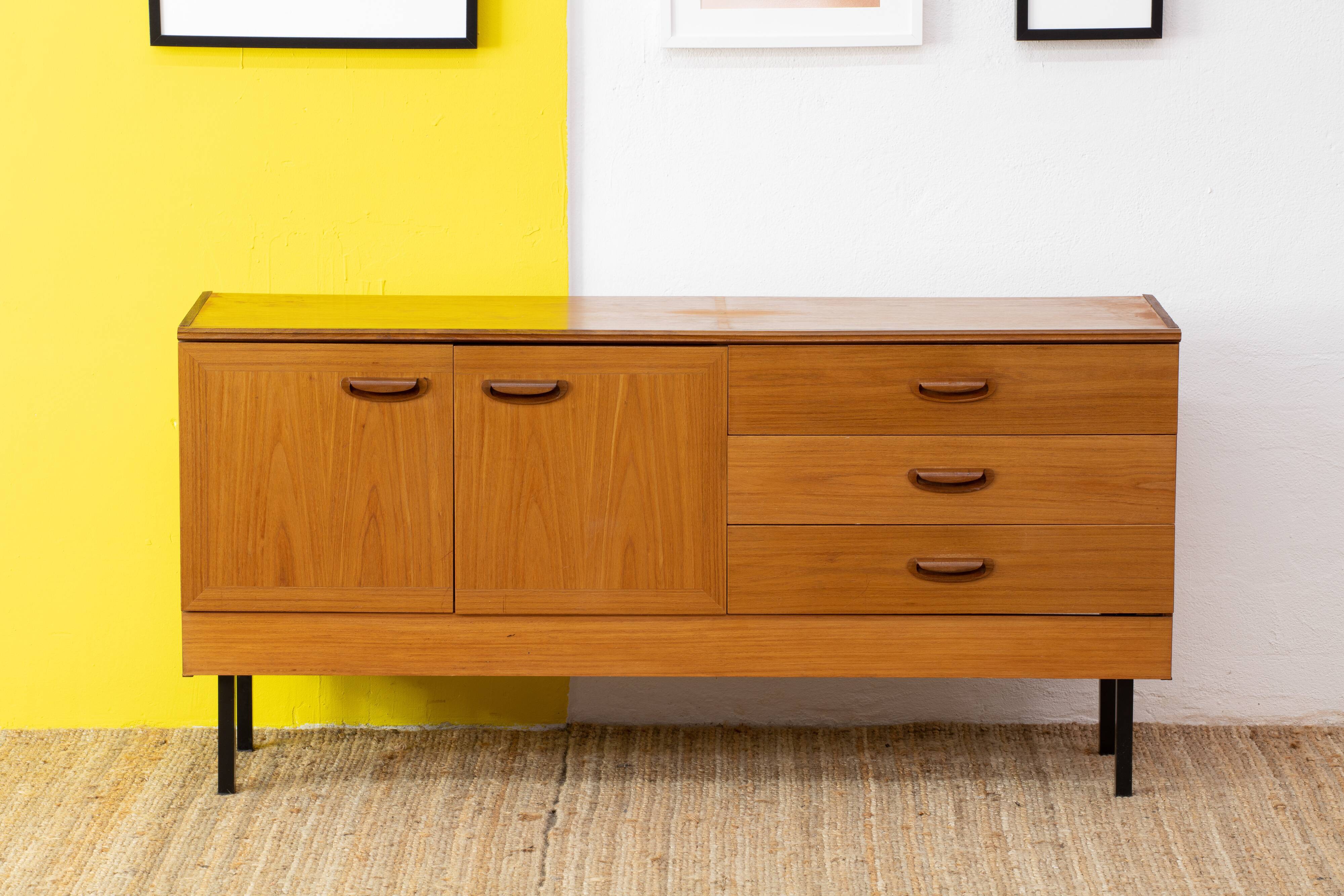 Scandinavian sideboard152 cm