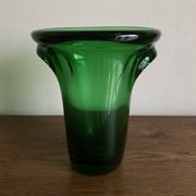 1950s Médicis vase, large Art Deco with handles, made of green blown glass.
