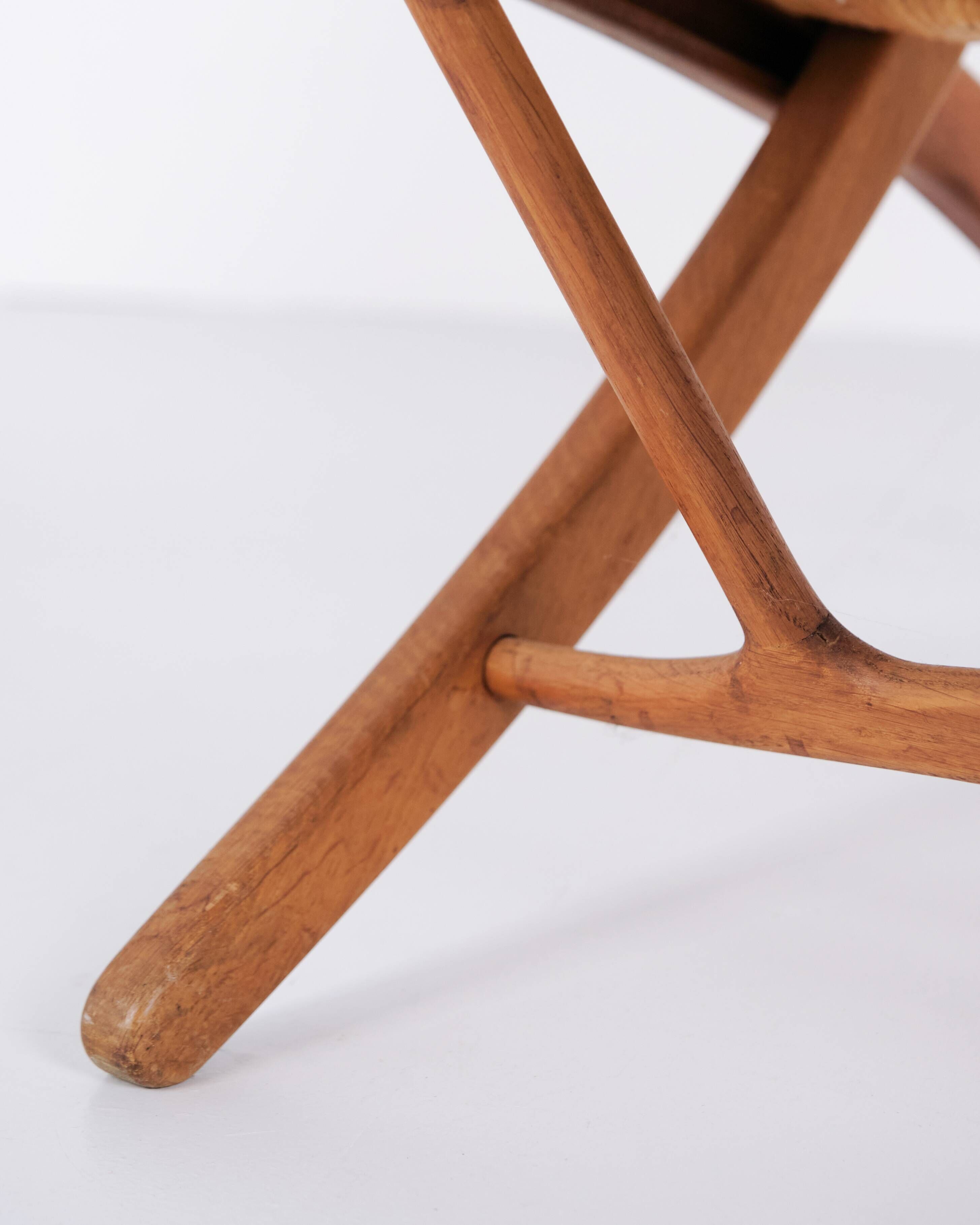 Armchair / folding chair – model JH 512 “The Fireplace Chair” – patinated oak – original cane – Hans J. Wegner – Johannes Hansen – 1950s