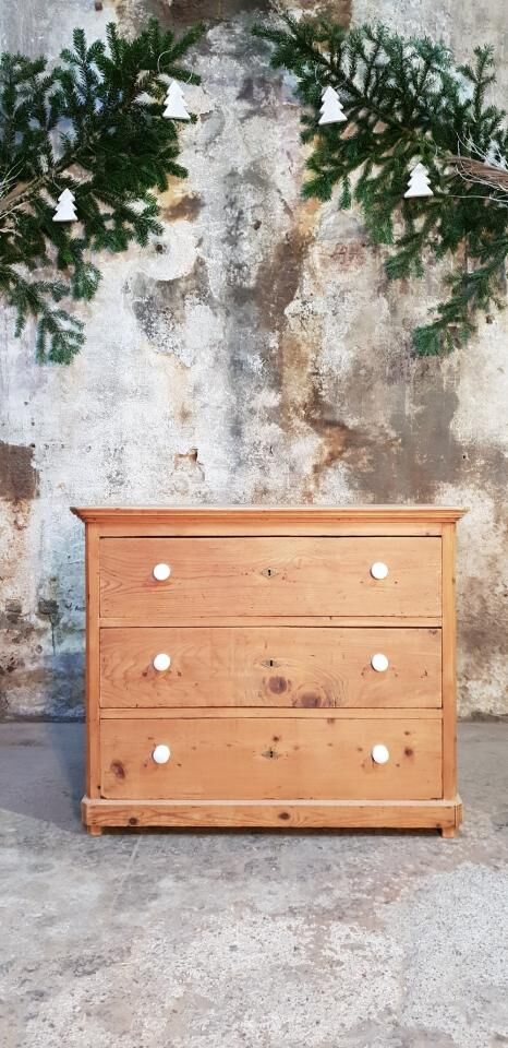 Commode ancienne