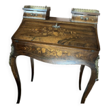 Desk slope