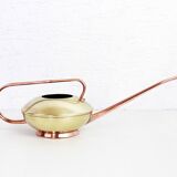 Watering can in brass and copper
