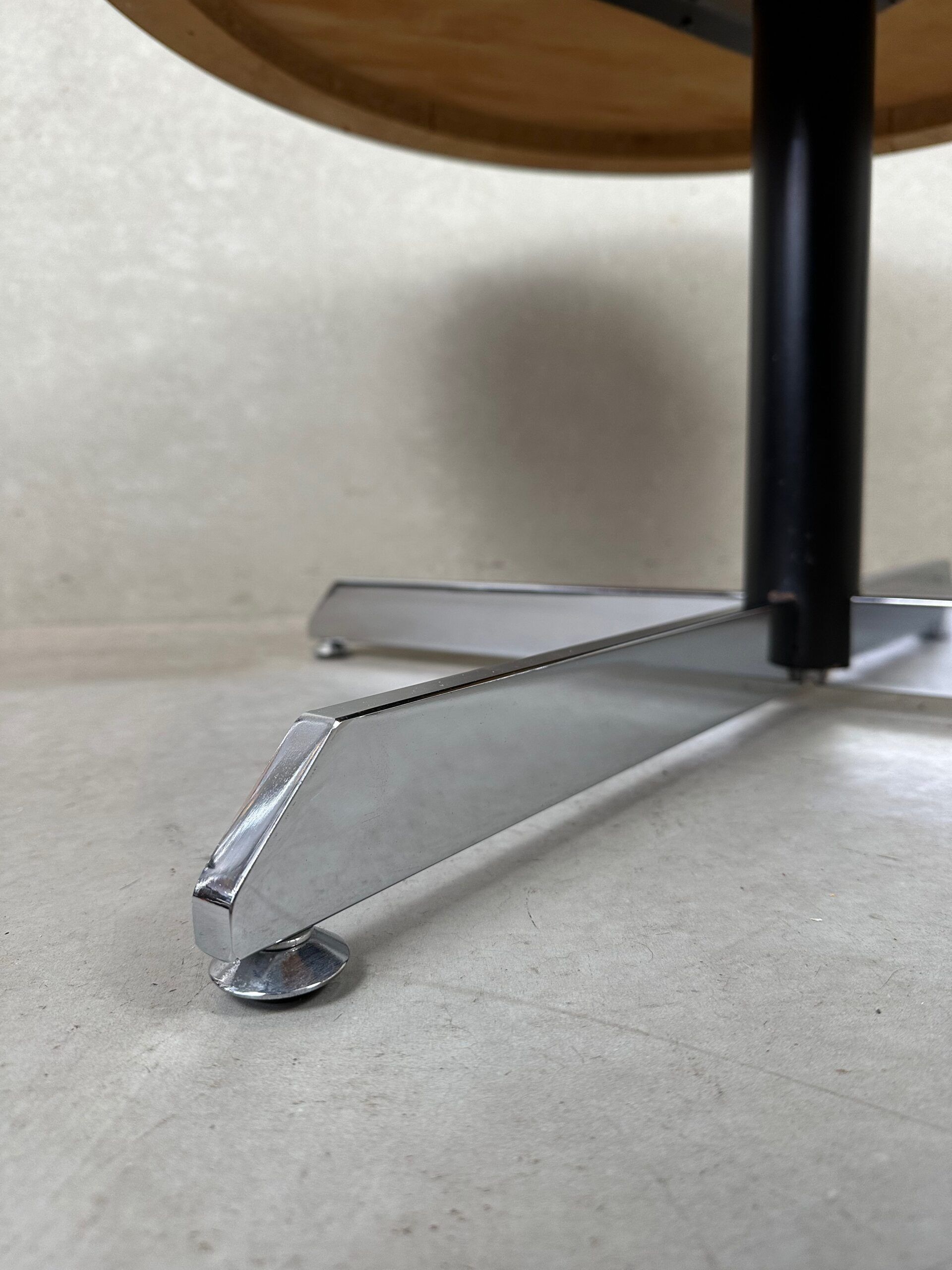 Table basse en formica blanche vintage