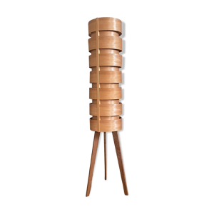 Lampadaire d'hans agne