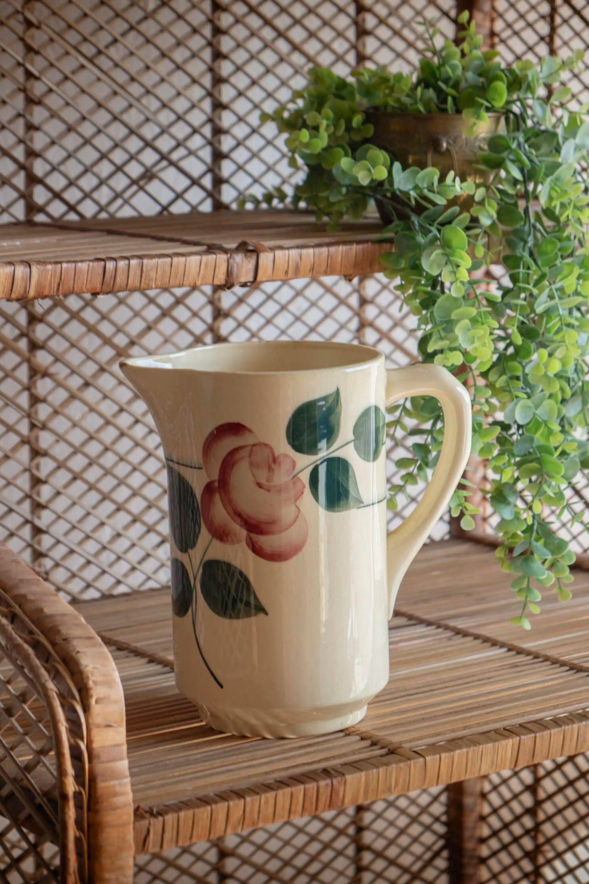 Large jug "Peony"