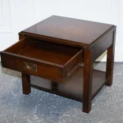 Table de Chevet Vintage Military Campaign en Acajou et Laiton
