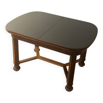Characterful dining table from the 1920s