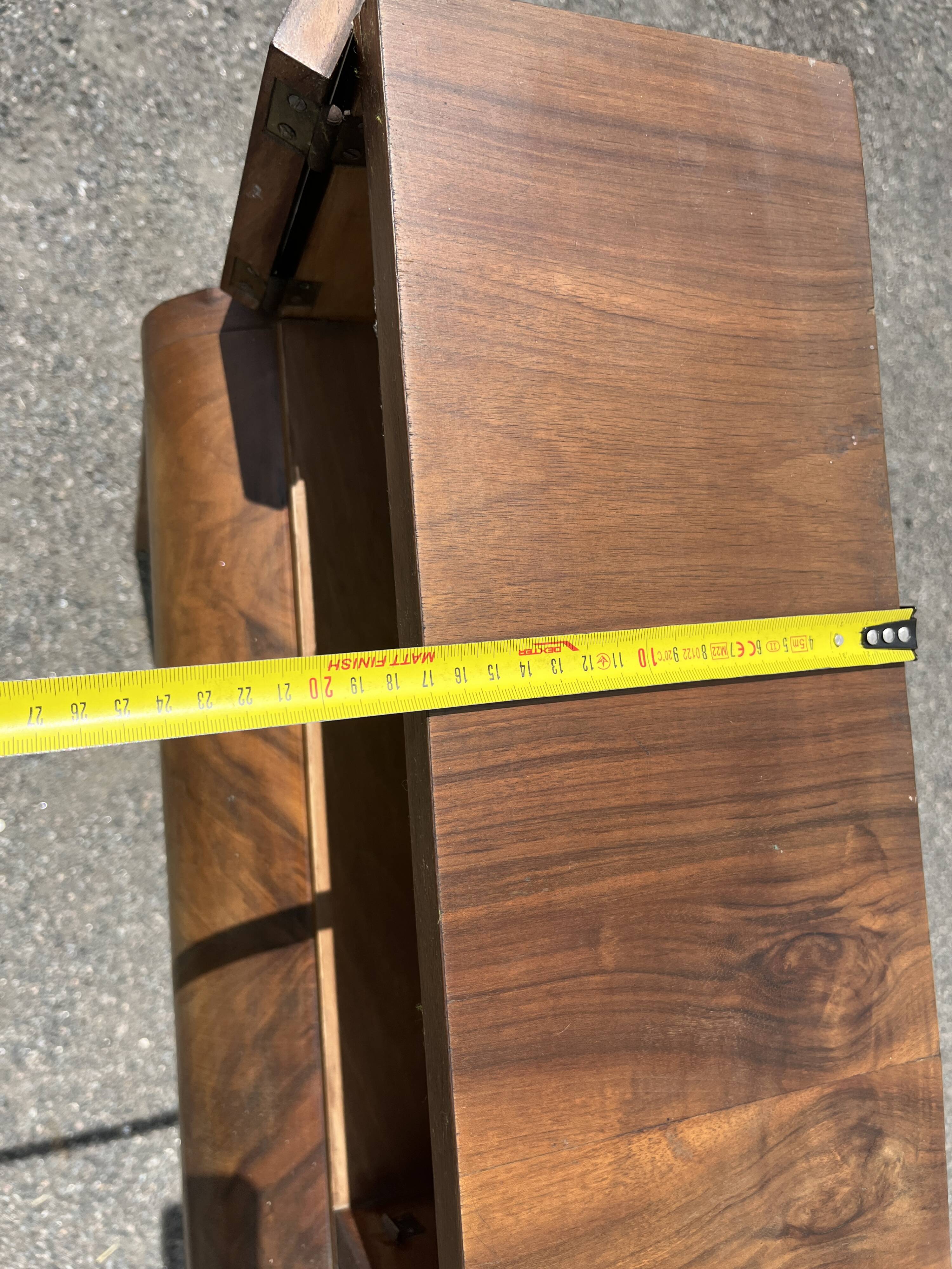 Art Deco Console Headboard in Walnut Veneer – 1930s